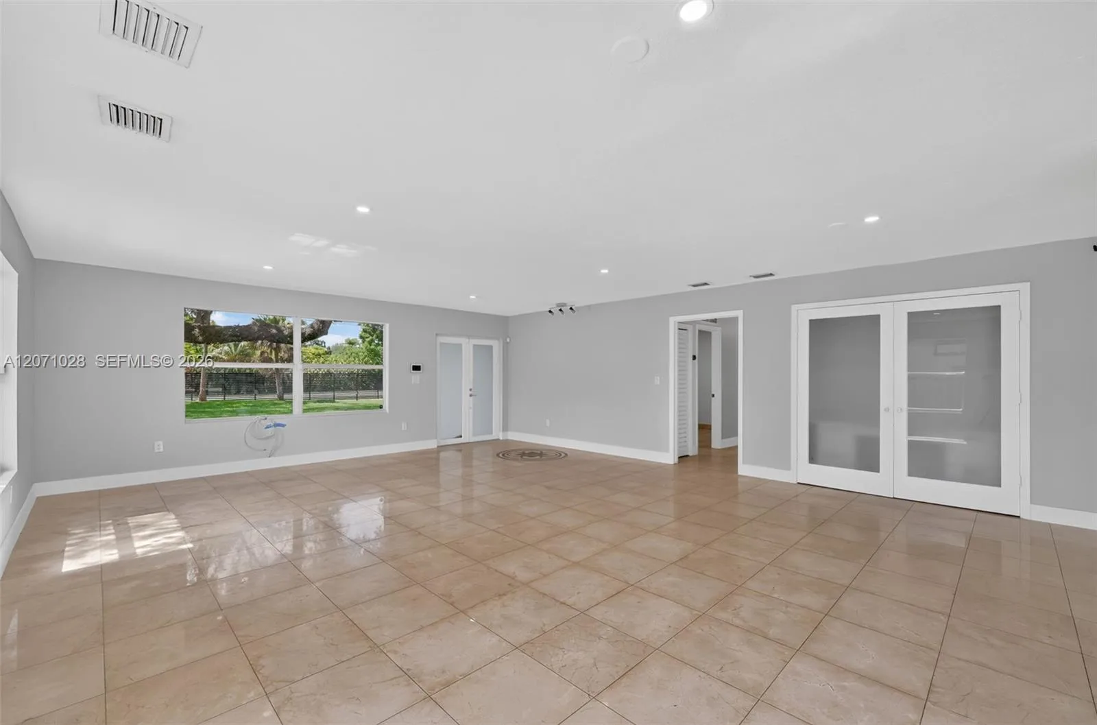 10890 SW 95th St, Miami, FL 33176 photo 11