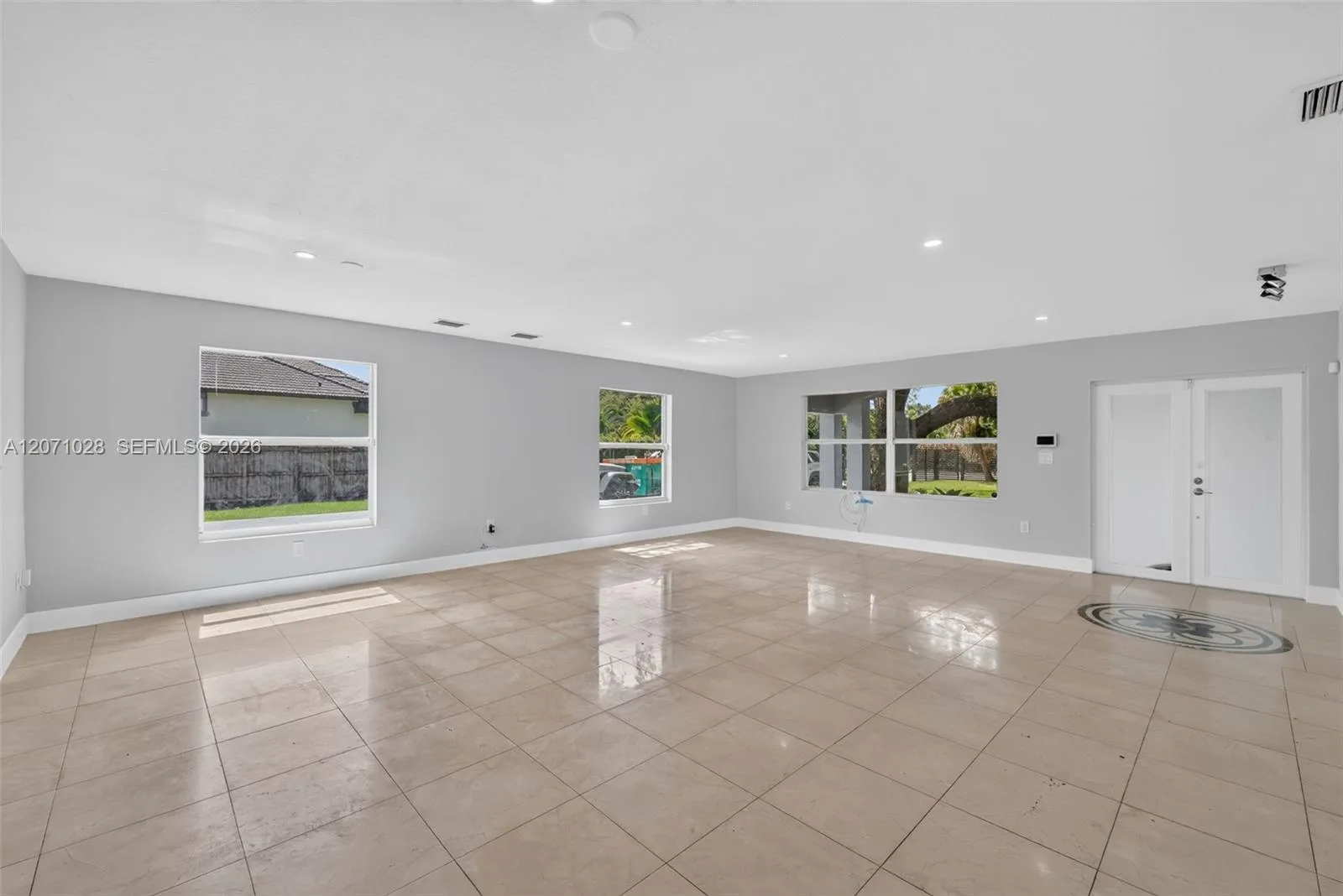 10890 SW 95th St, Miami, FL 33176 photo 12
