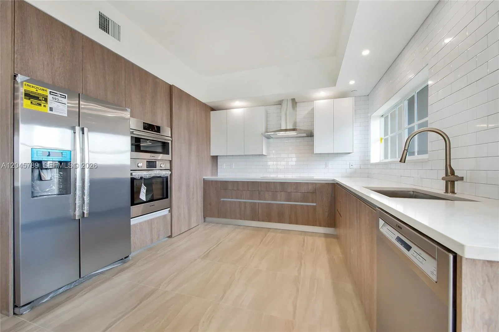 120 Salamanca Ave # PH, Coral Gables, FL 33134 photo 9