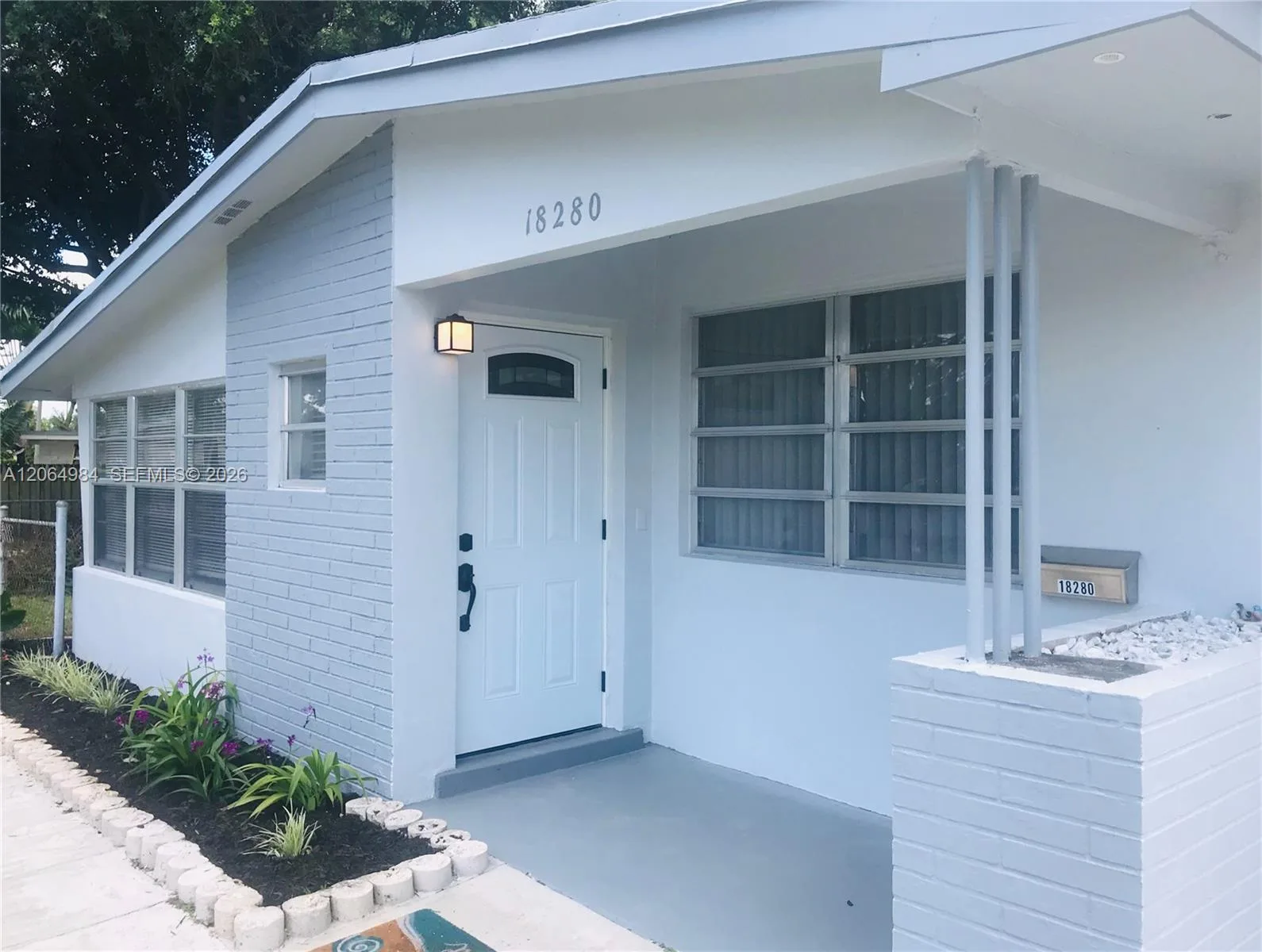 18280 S Glades Dr, North Miami Beach, FL 33162 photo 2