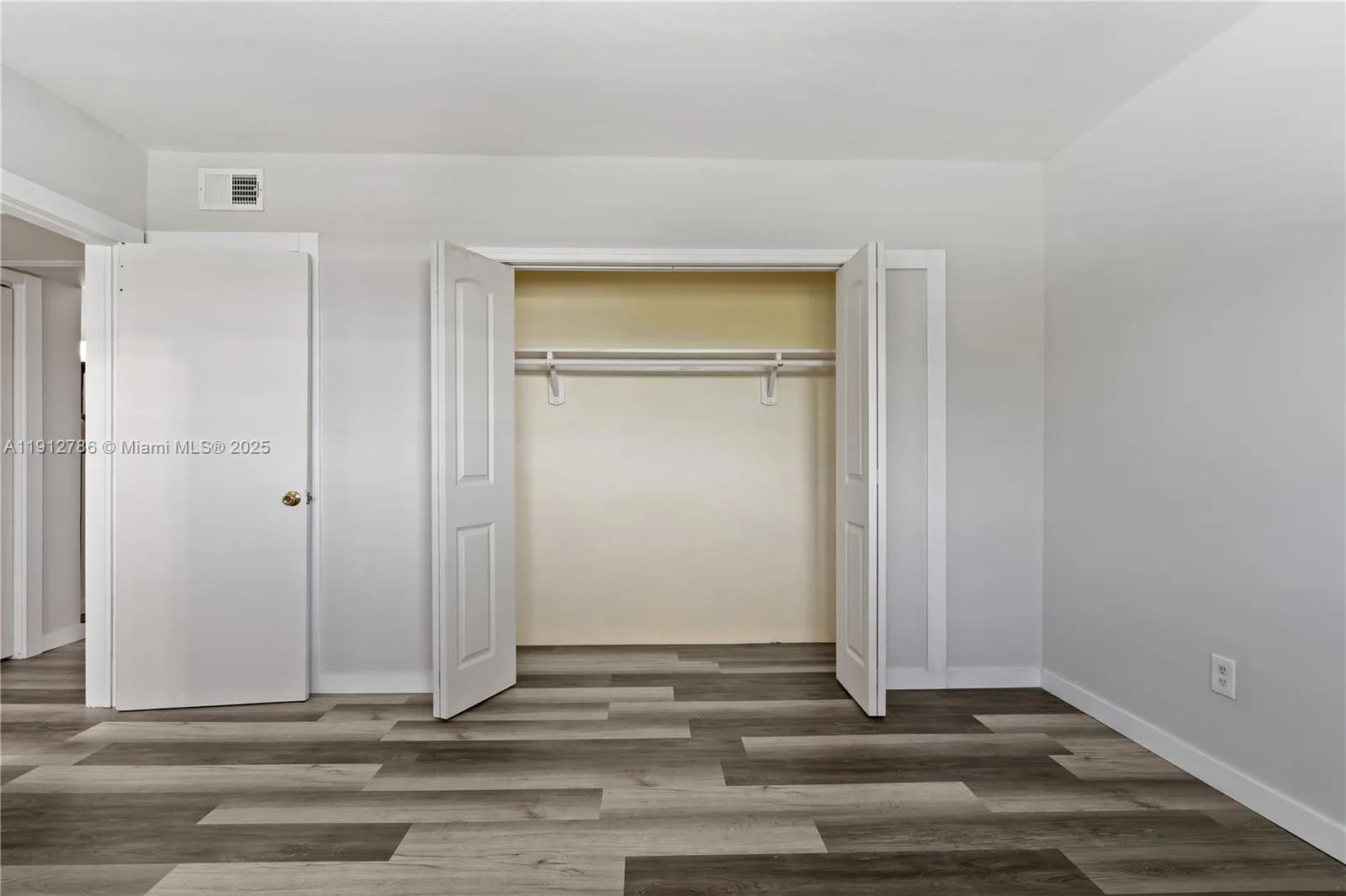 1420 Atlantic Shores Blvd # 340, Hallandale Beach, FL 33009 photo 11