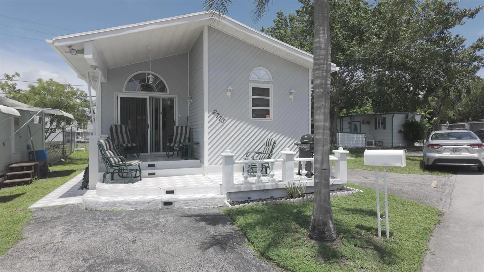 2773 NW 29th Place, Oakland Park, FL 33311