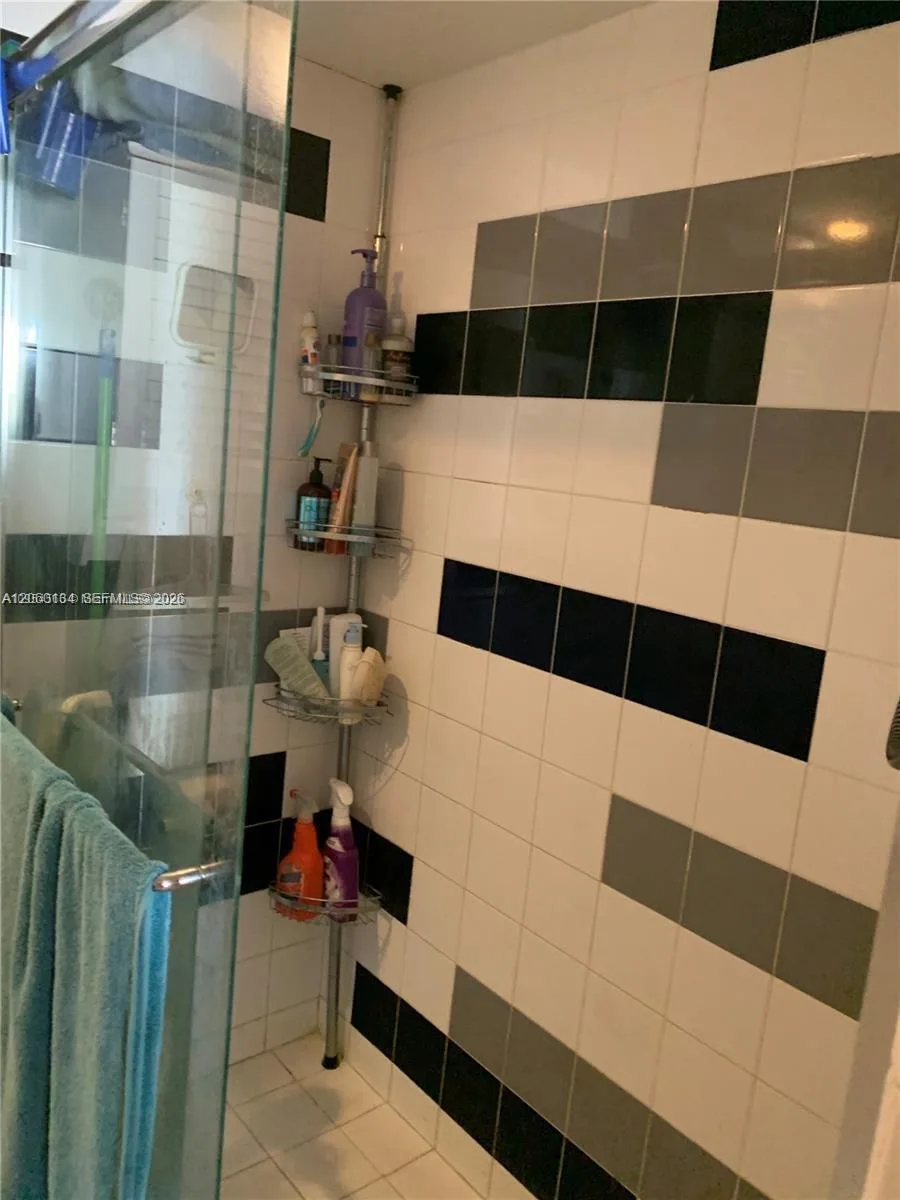 3625 N Country Club Drive # 1805, Aventura, FL 33180 photo 12