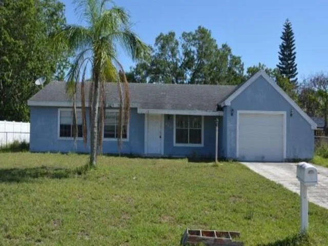 649 SW Everett Court, Port St. Lucie, FL 34953