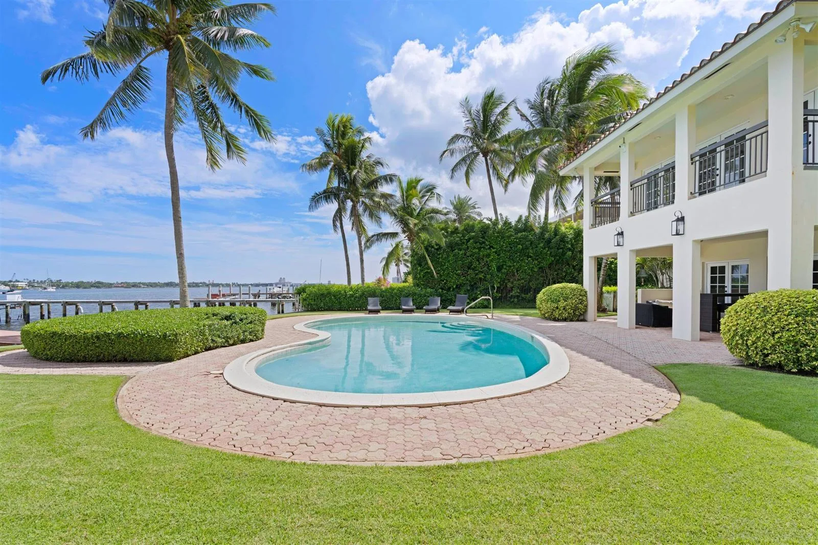 3304 N Flagler Drive, West Palm Beach, FL 33407 photo 3