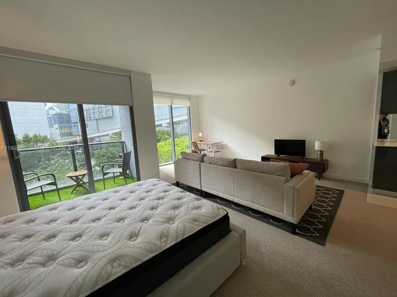 31 SE 6th St # 505, Miami, FL 33131 photo 5
