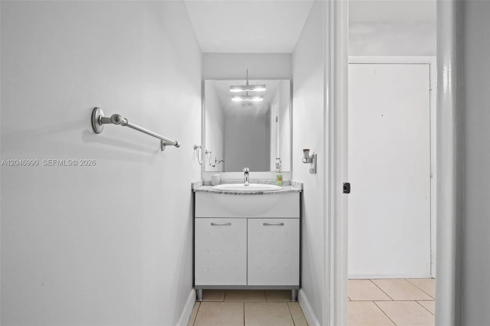 801 NE 27th Ave, Hallandale Beach, FL 33009 photo 6