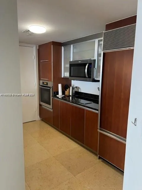 17201 Collins Ave # 1405, Sunny Isles Beach, FL 33160 photo 3