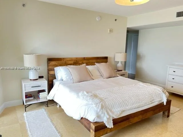 17201 Collins Ave # 1405, Sunny Isles Beach, FL 33160 photo 8