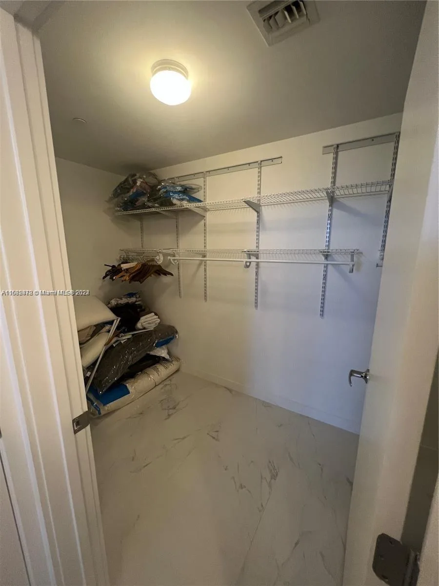 16385 Biscayne Blvd # 2020, North Miami Beach, FL 33160 photo 9