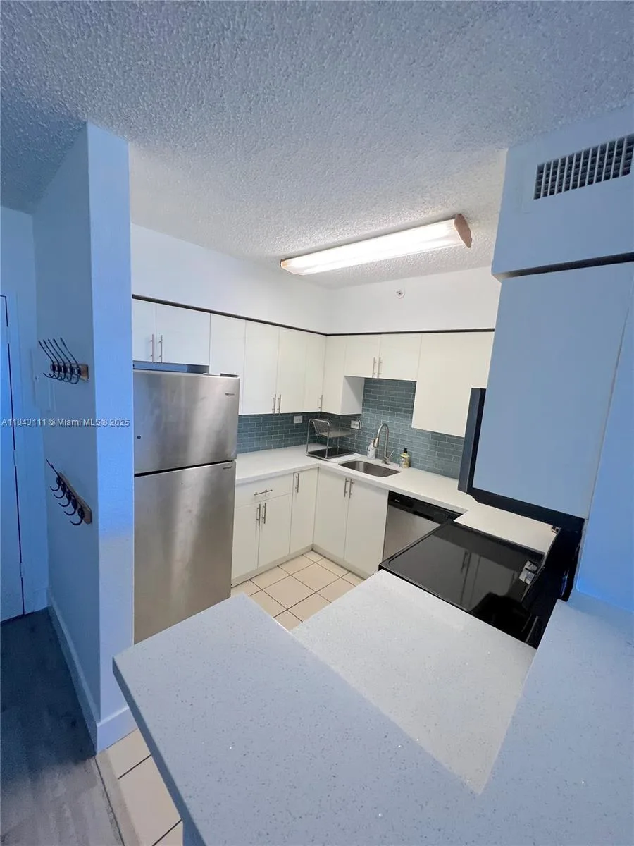 1500 Bay Rd # 808S, Miami Beach, FL 33139 photo 9