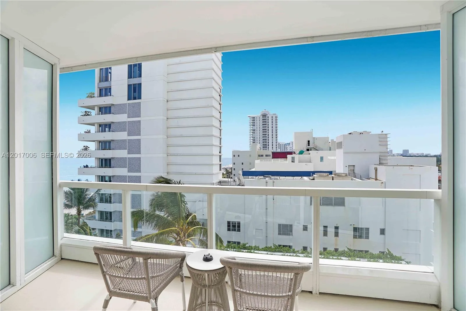 4391 Collins Ave # 916, Miami Beach, FL 33140
