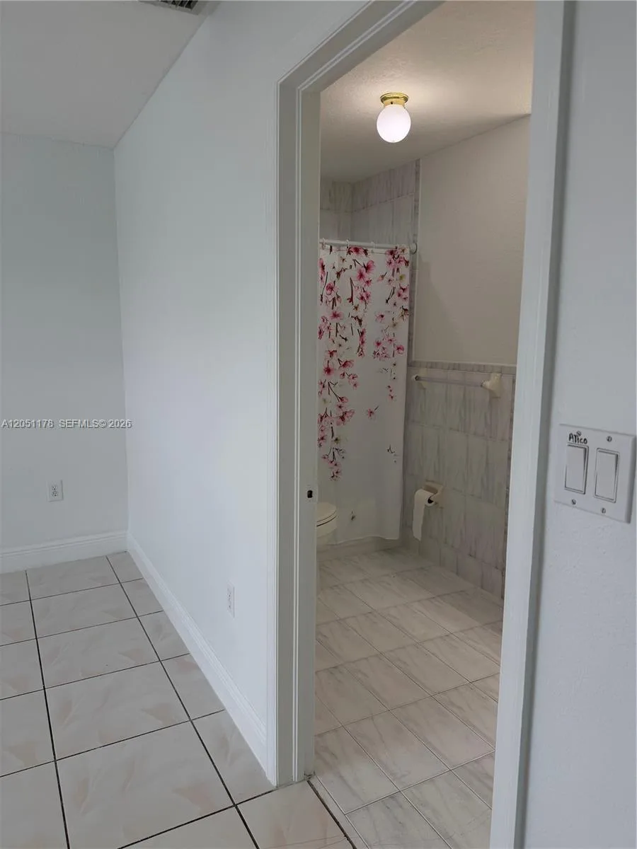 9069 NW 121st Ter # 81, Hialeah Gardens, FL 33018 photo 4