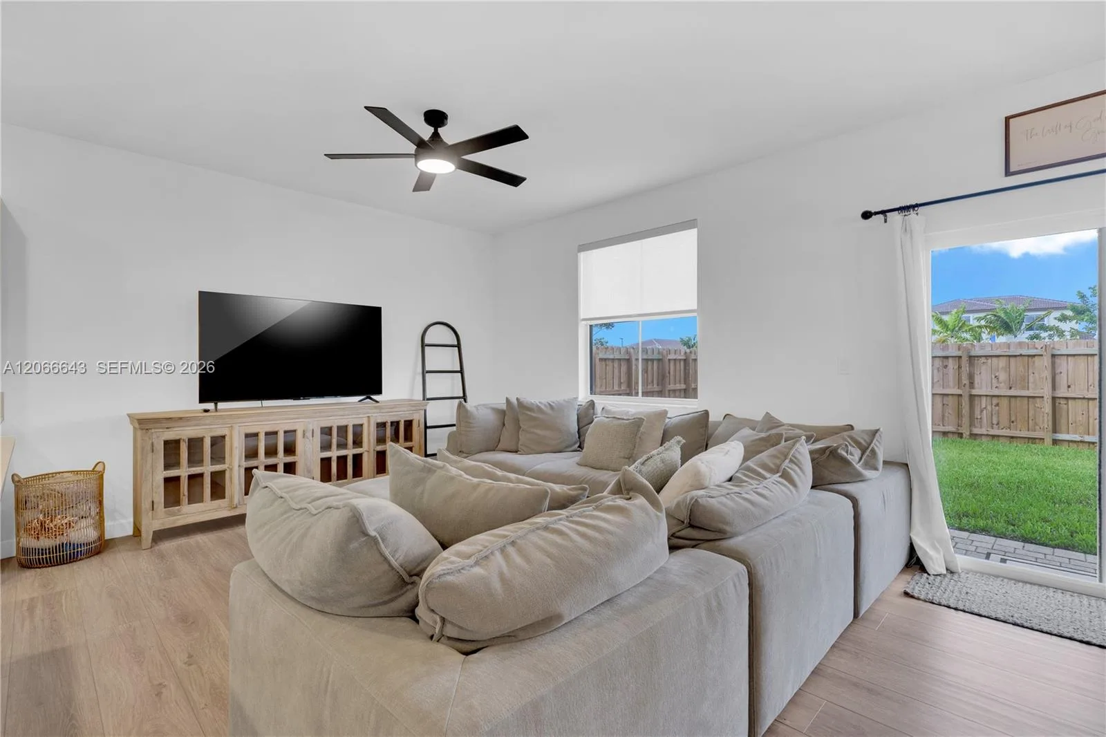 2444 SE 24th Ave, Homestead, FL 33035 photo 13
