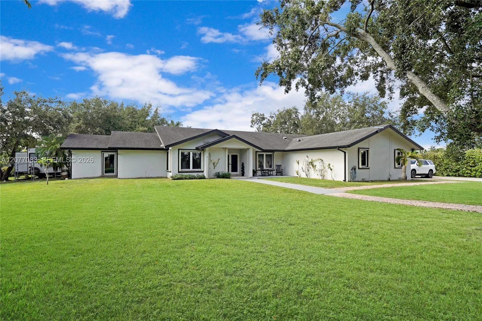 15290 SW 200th St, Miami, FL 33187