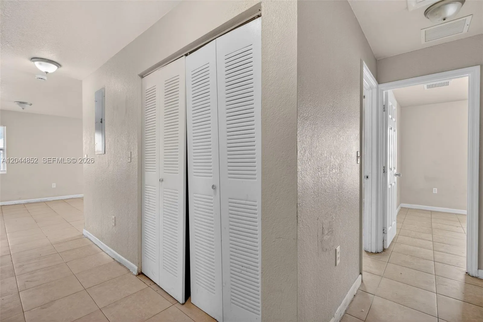 812 NW 70th St, Miami, FL 33150 photo 10