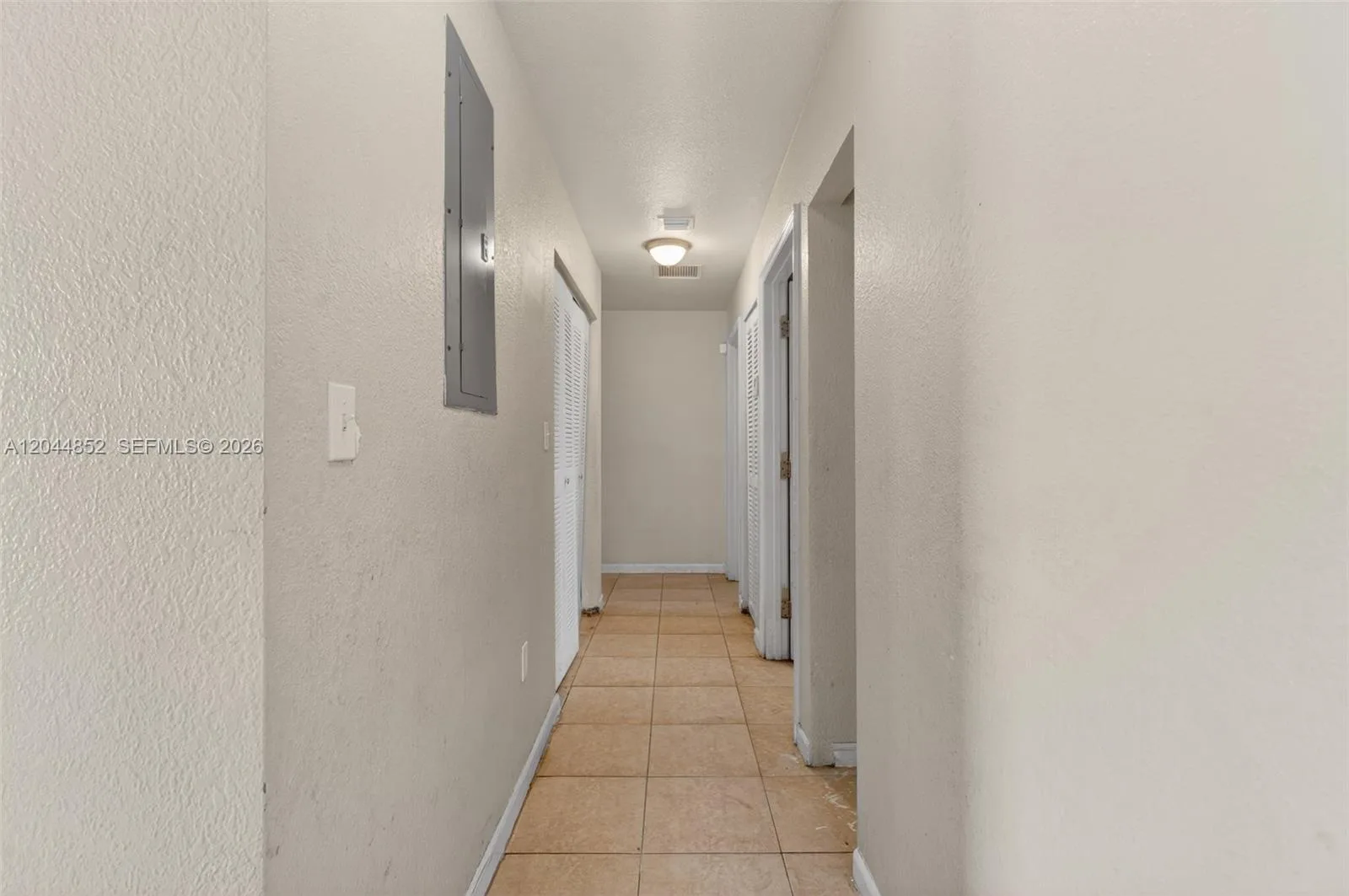 812 NW 70th St, Miami, FL 33150 photo 9