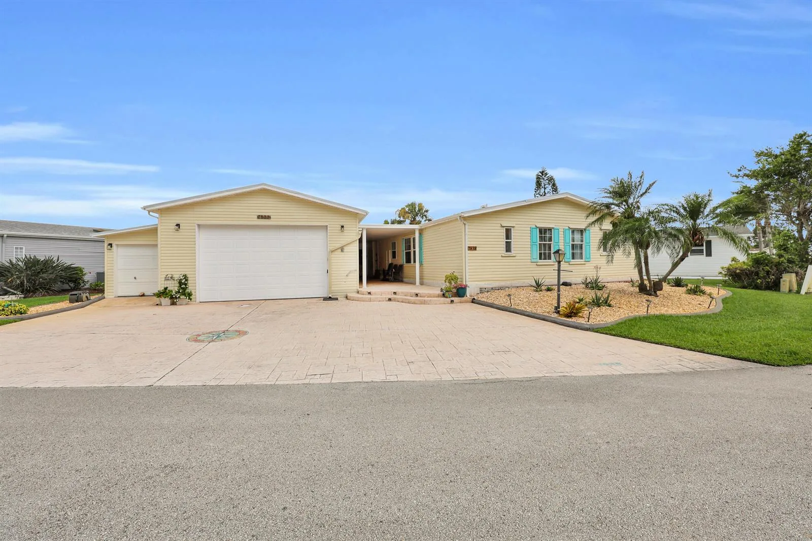 7838 MEADOWLARK Lane, Port St. Lucie, FL 34952 photo 2