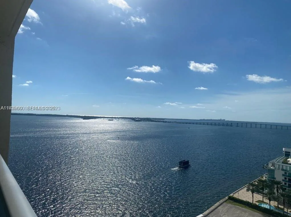 1155 Brickell Bay Dr # 1605, Miami, FL 33131