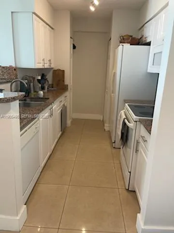 1155 Brickell Bay Dr # 1605, Miami, FL 33131 photo 6