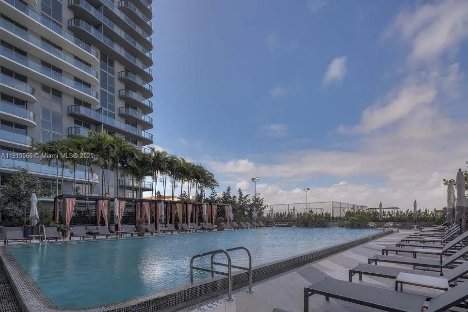 121 NE 34th St # 2811, Miami, FL 33137