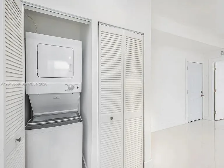 676 NW 47th St # 5, Miami, FL 33127 photo 5