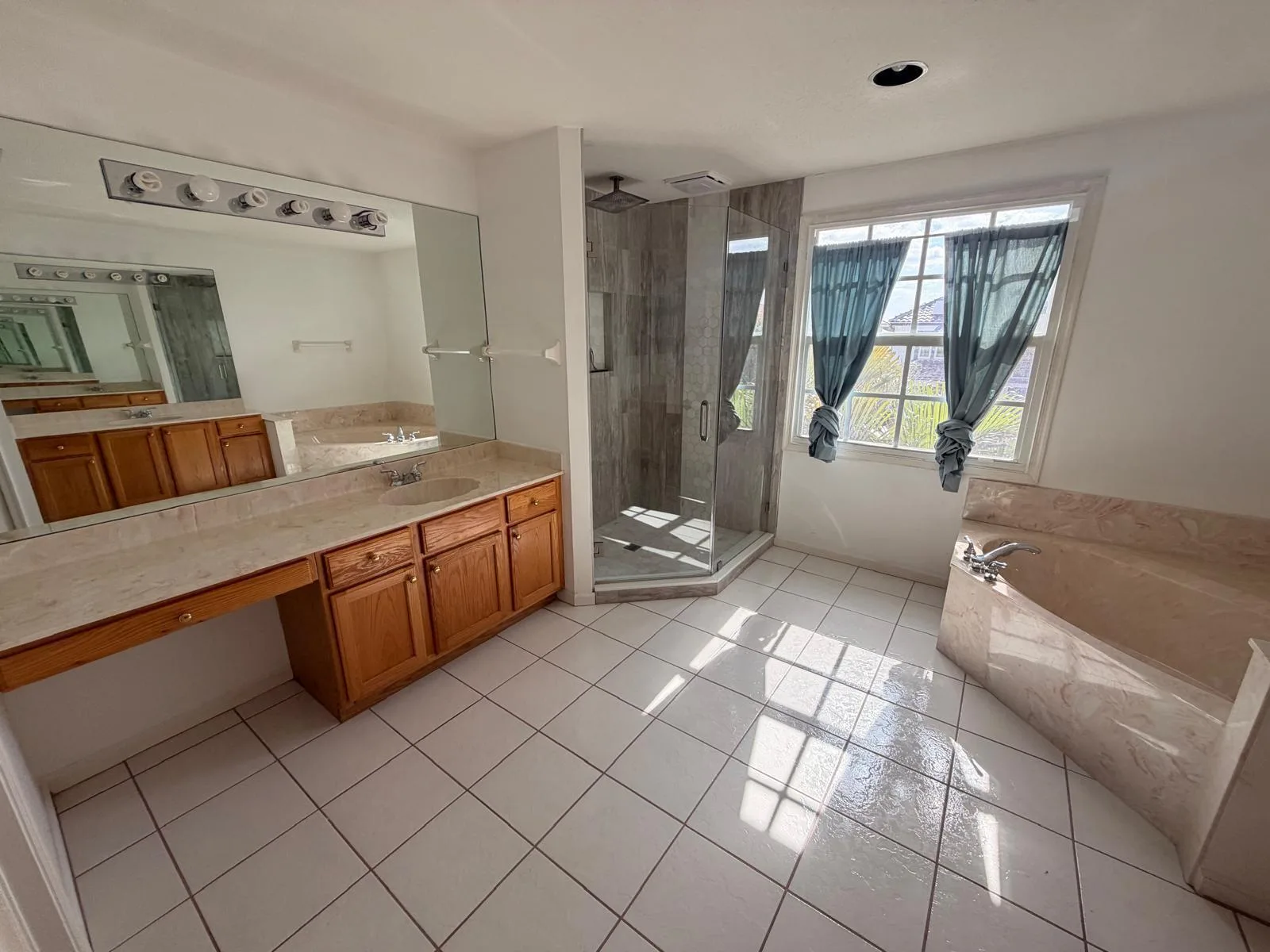 1226 Avondale Lane, West Palm Beach, FL 33409 photo 8
