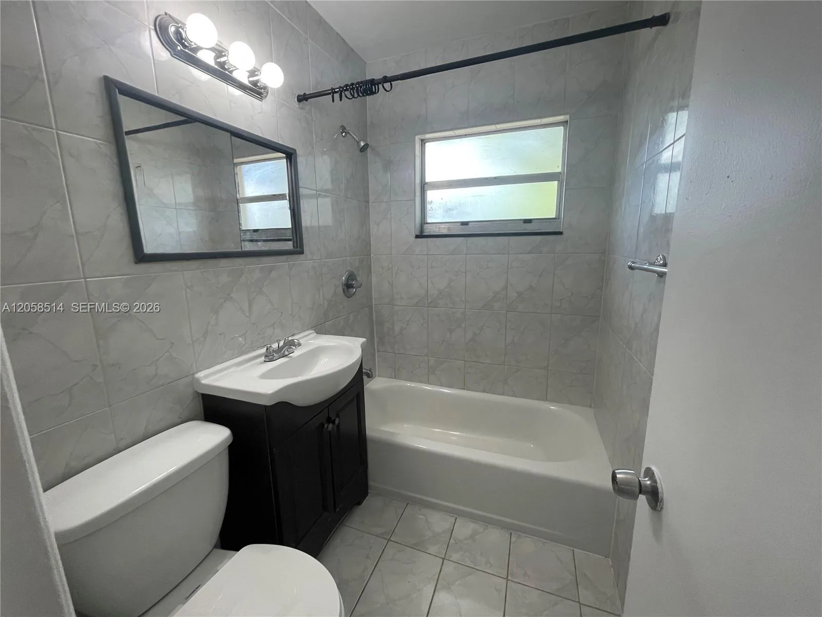 15940 NE 19th Ct # 2, North Miami Beach, FL 33162 photo 9