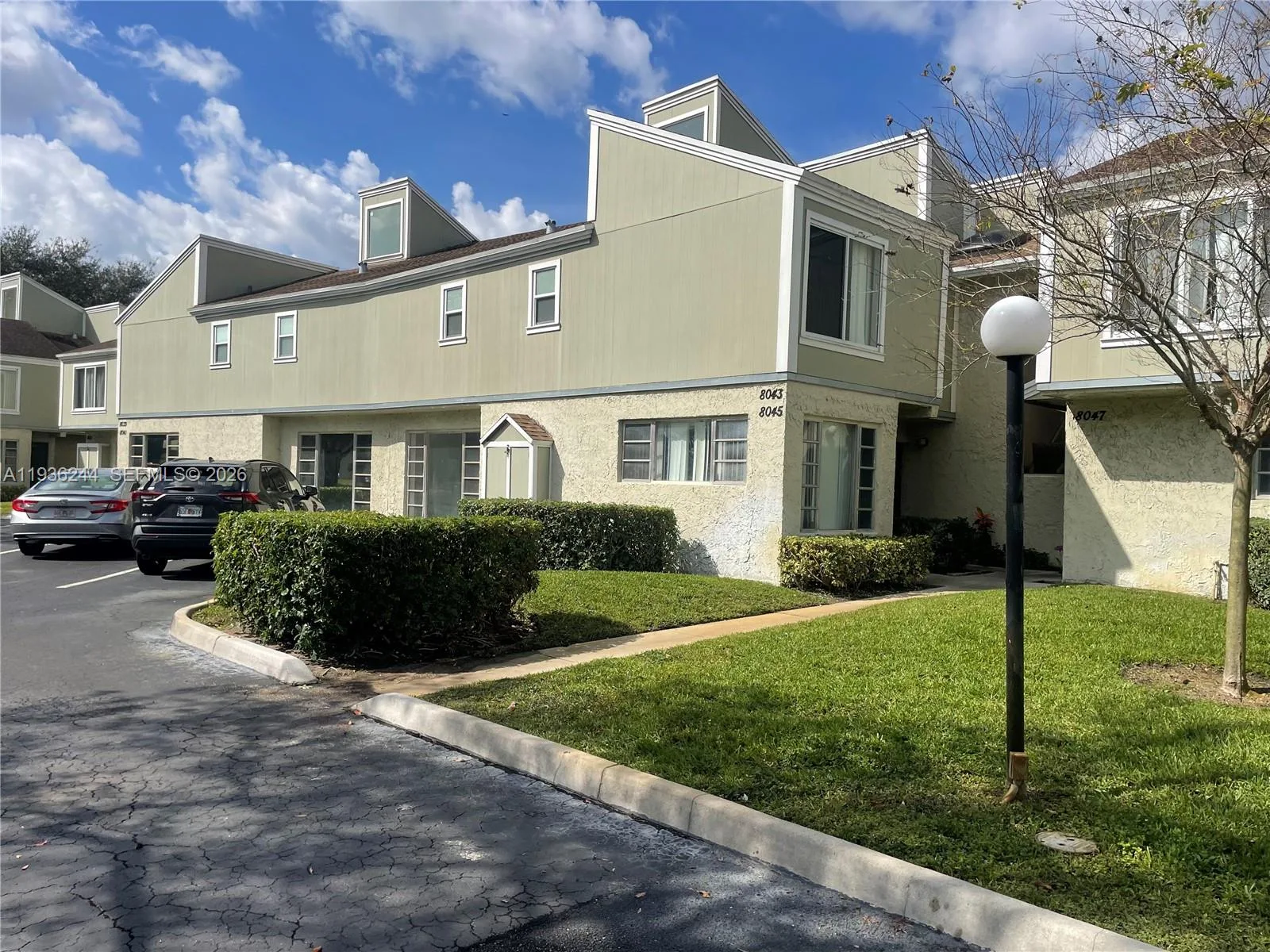 8043 Lagos De Campo Blvd # F-3, Tamarac, FL 33321 photo 2