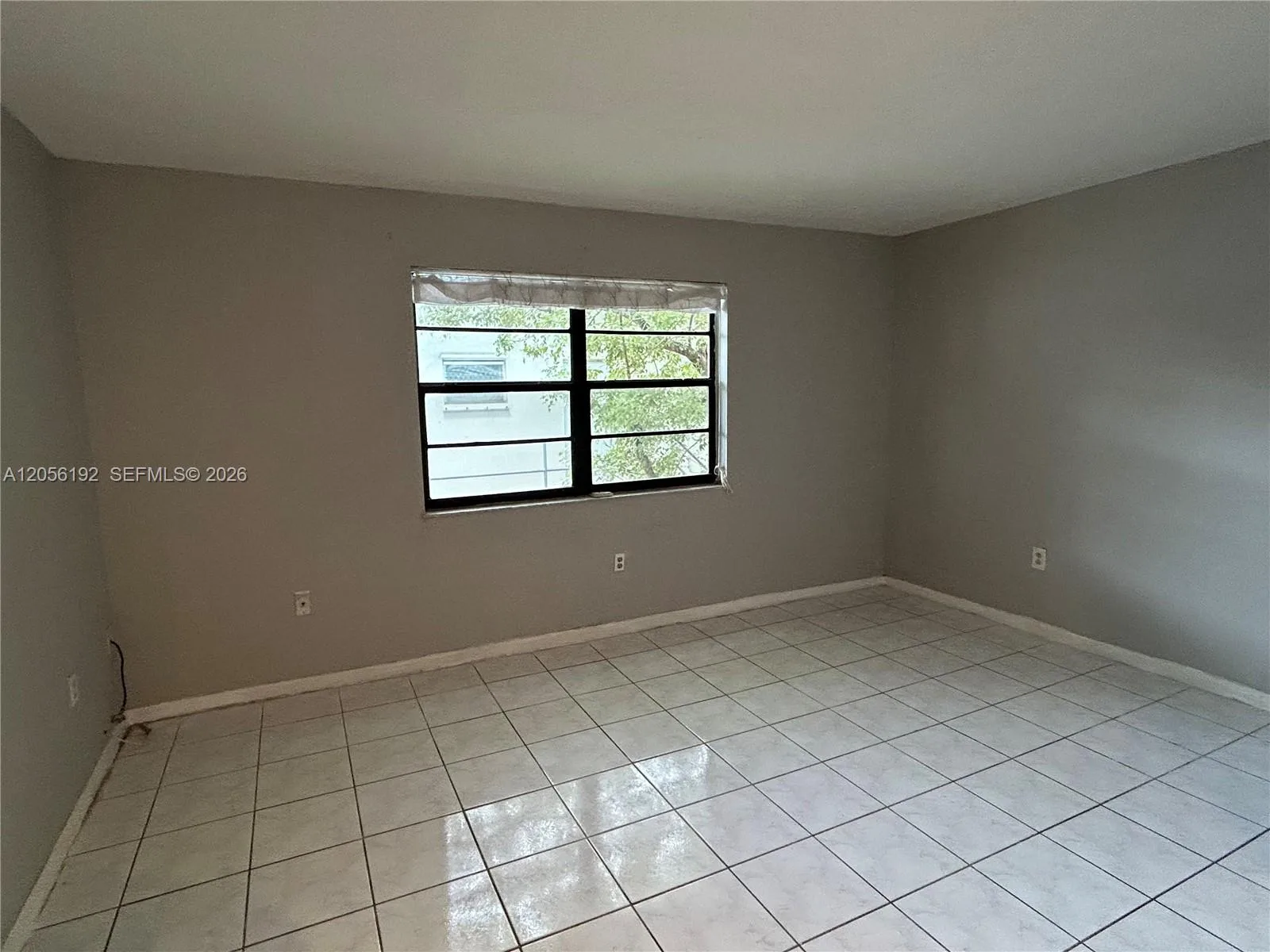 1925 Madison St # 14, Hollywood, FL 33020 photo 9