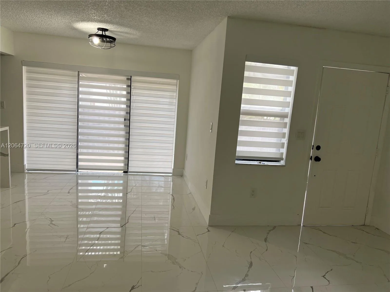 9990 NW 9th St Cir # 102, Miami, FL 33172 photo 10
