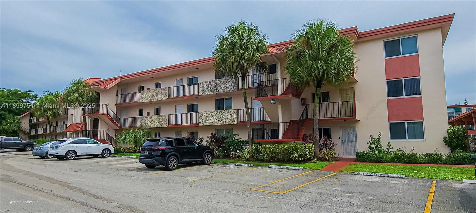 1080 Del Lago Cir # 201, Sunrise, FL 33313