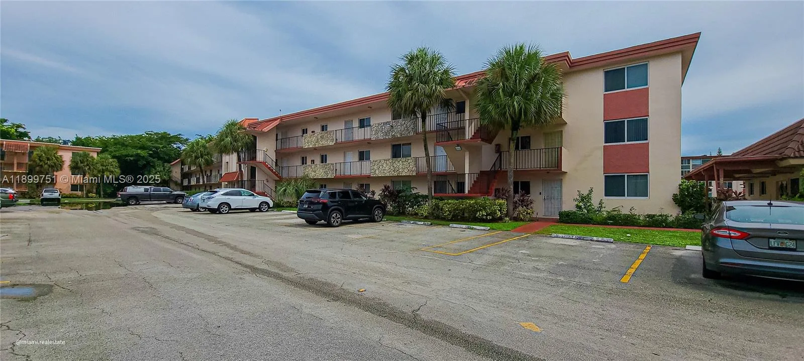 1080 Del Lago Cir # 201, Sunrise, FL 33313 photo 2