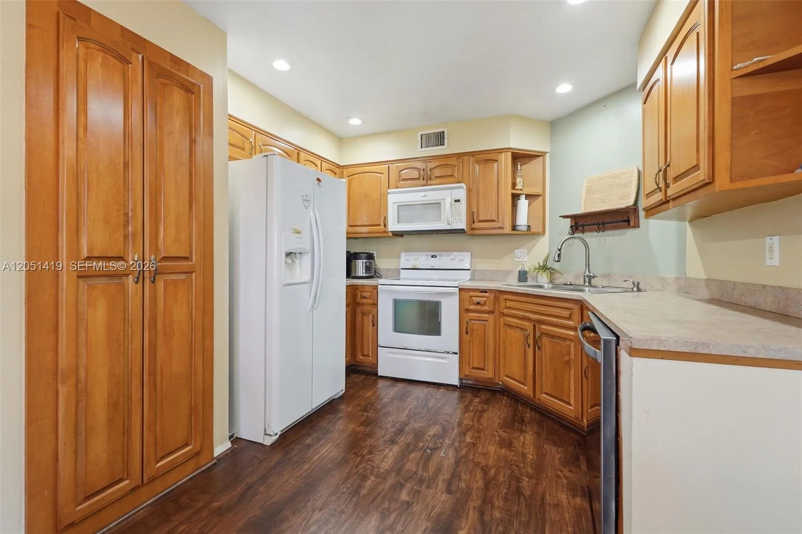 4478 Oak Arbor Circ, Orlando, FL 33808 photo 11