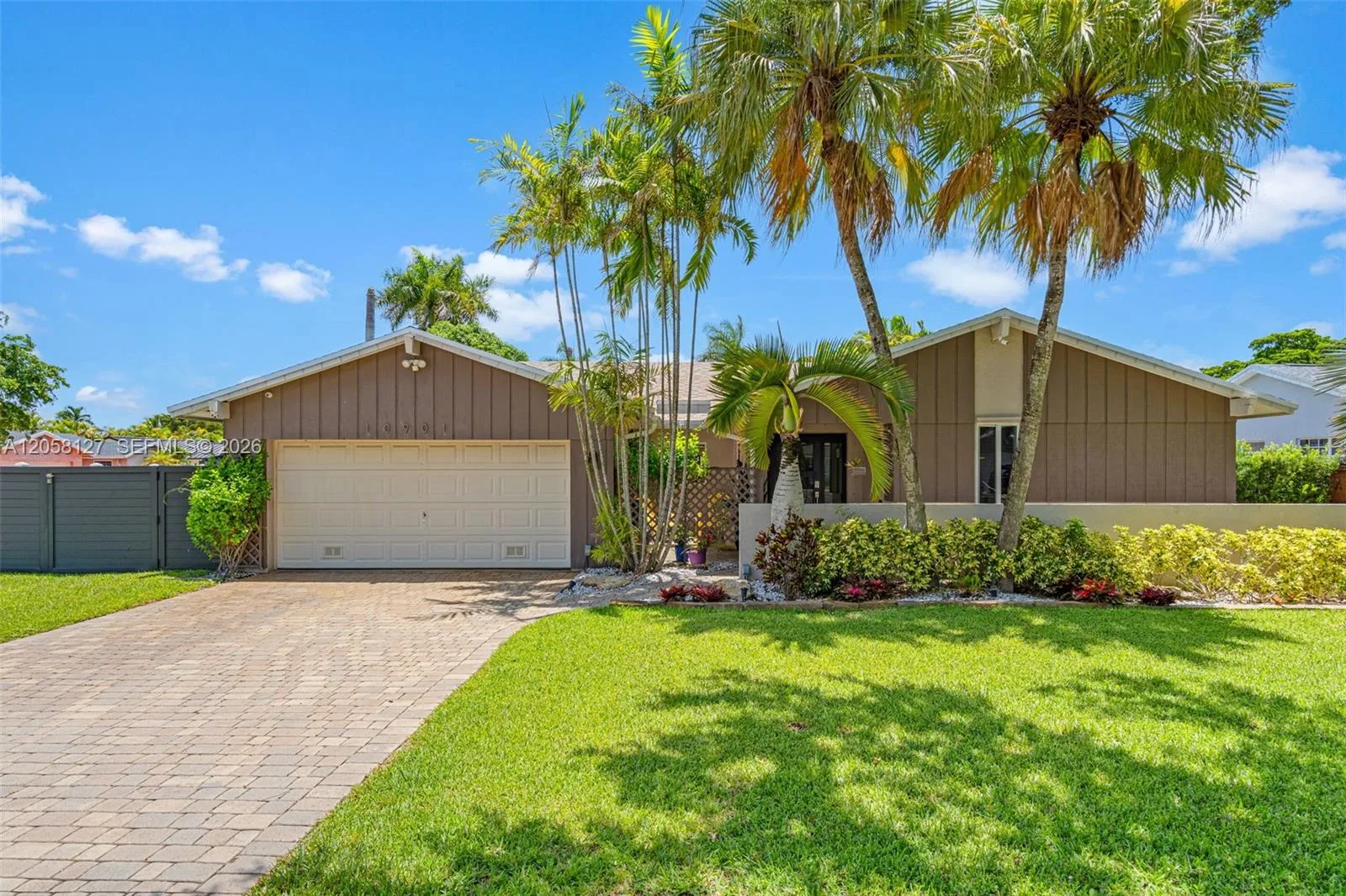 10901 SW 140th Ave, Miami, FL 33186