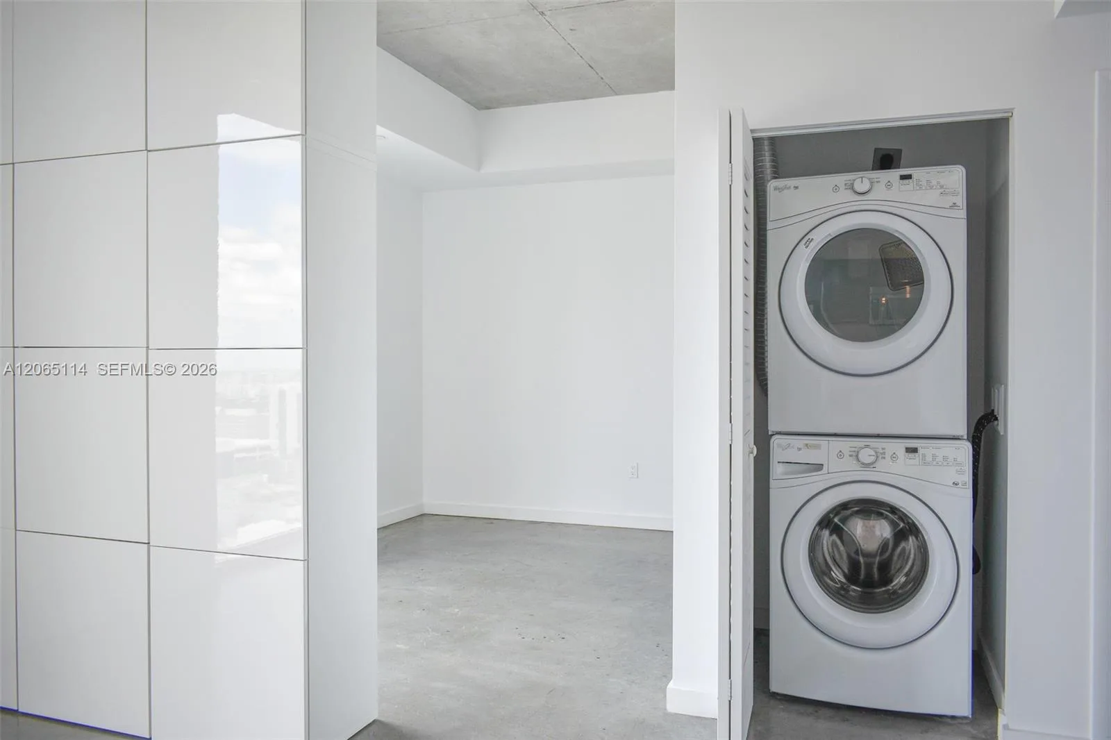 151 SE 1st St # 2808, Miami, FL 33131 photo 4