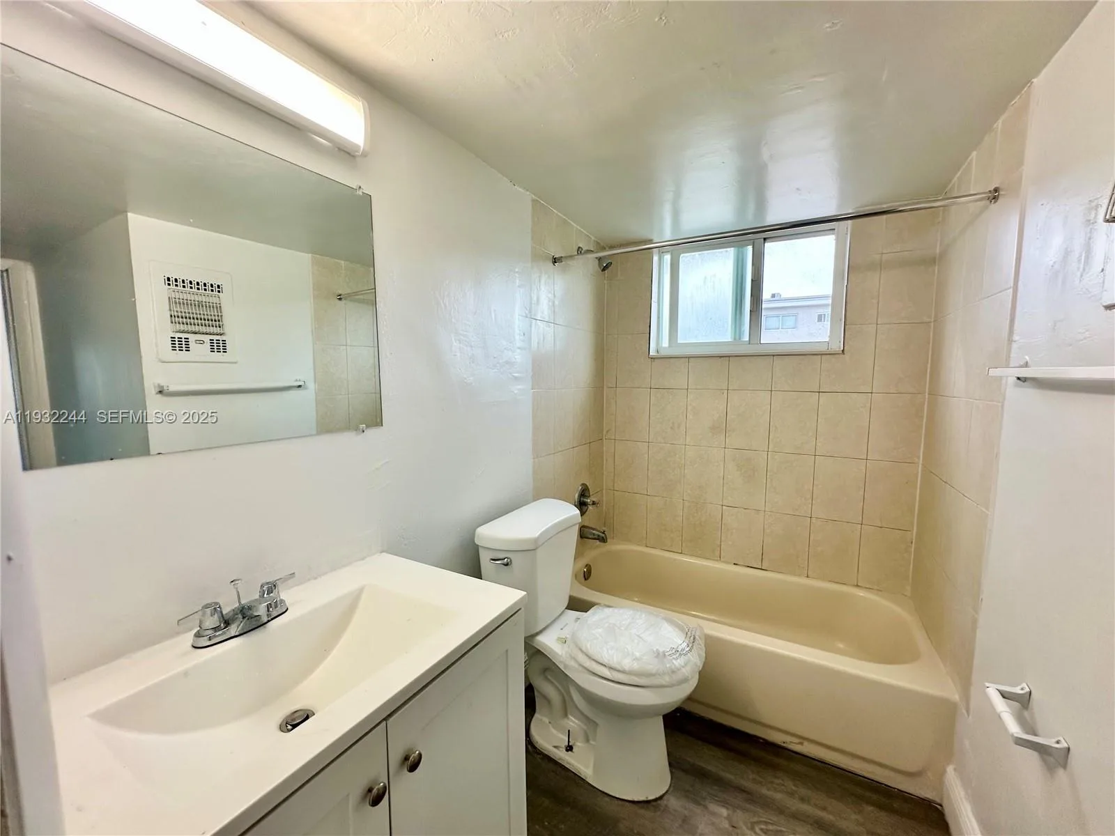 13455 NE 6th Ave # 311, North Miami, FL 33161 photo 4