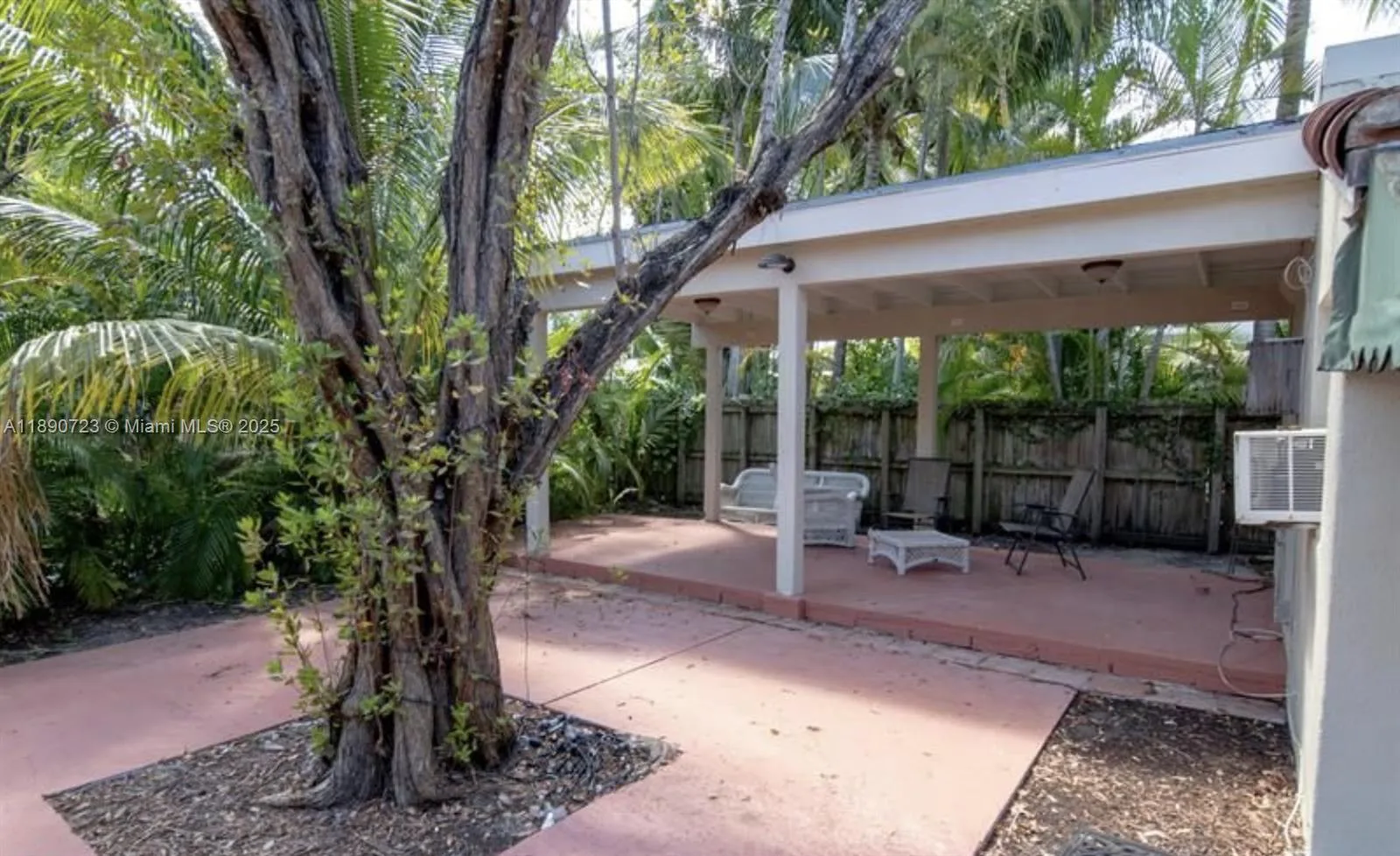3050 Alton Rd, Miami Beach, FL 33140 photo 7