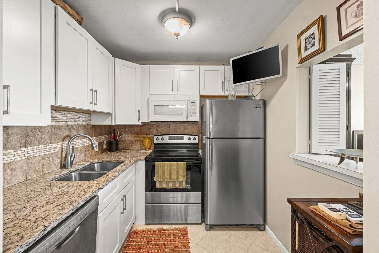 175 Suffolk E # 175, Boca Raton, FL 33434 photo 3