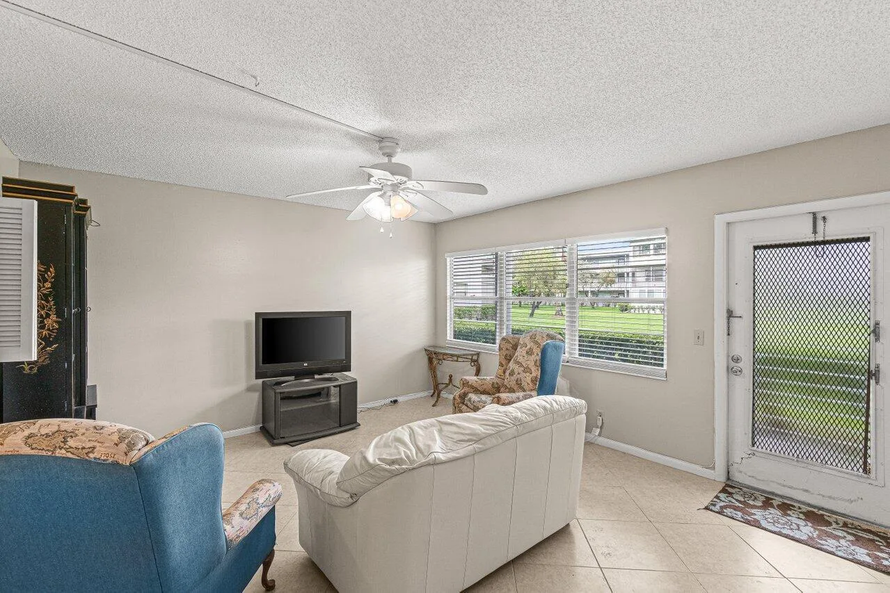 175 Suffolk E # 175, Boca Raton, FL 33434 photo 4