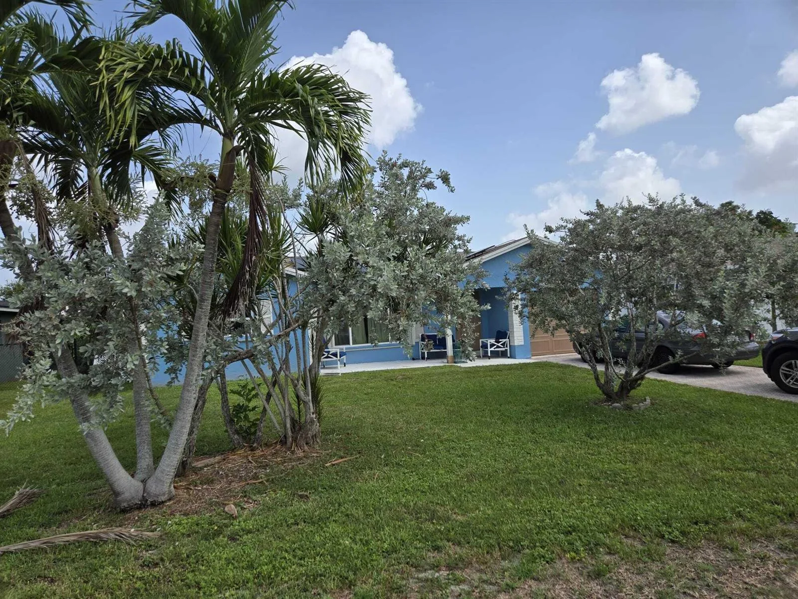 8111 NW 100th Terrace NW, Tamarac, FL 33321 photo 2