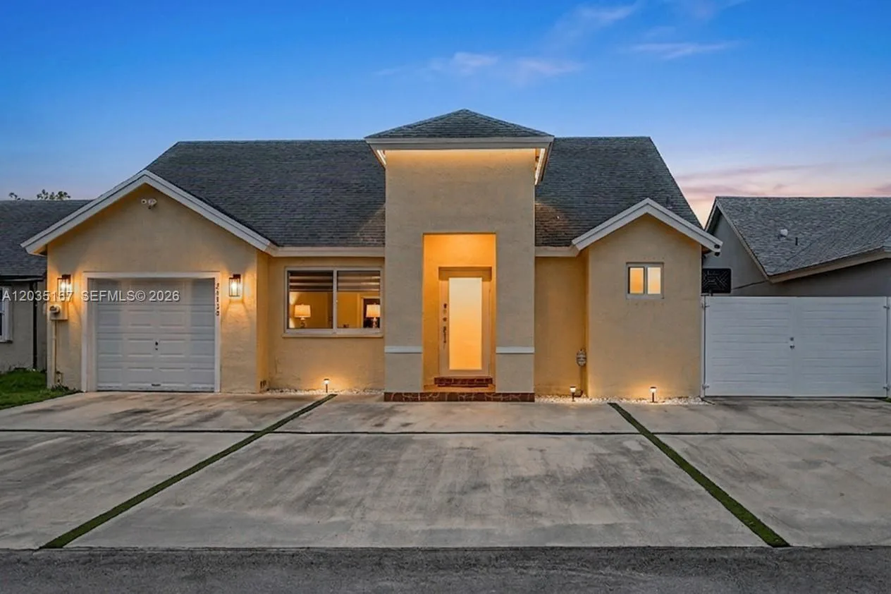 24930 SW 129th Ct, Homestead, FL 33032