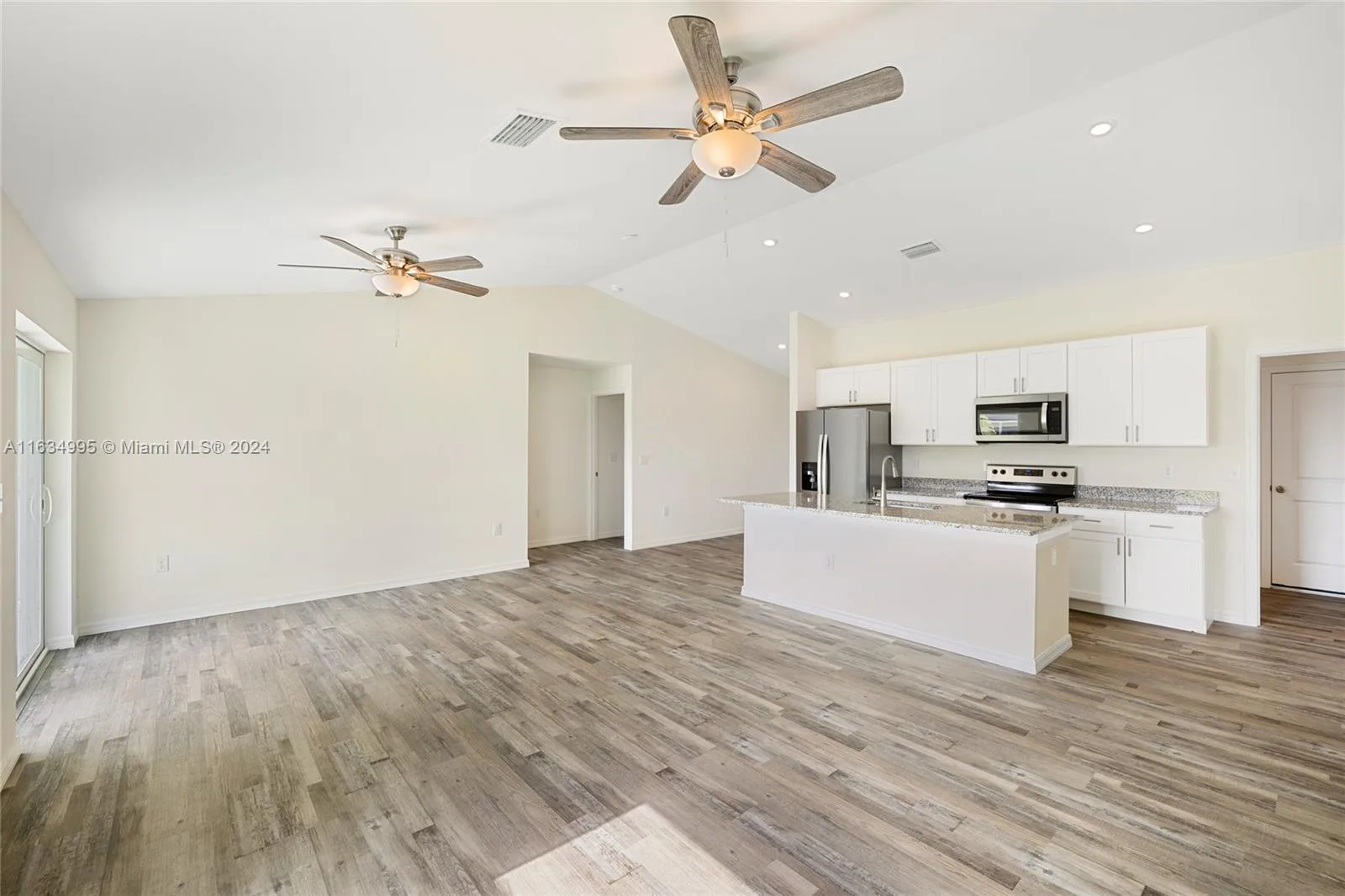 925 5th AVE, Cape Coral, FL 33909 photo 3