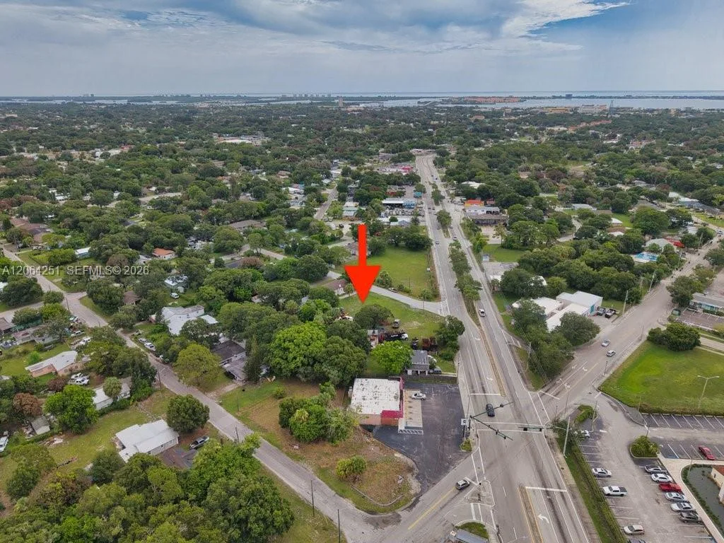 2108 Okeechobee Rd, Fort Pierce, FL 34950 photo 7