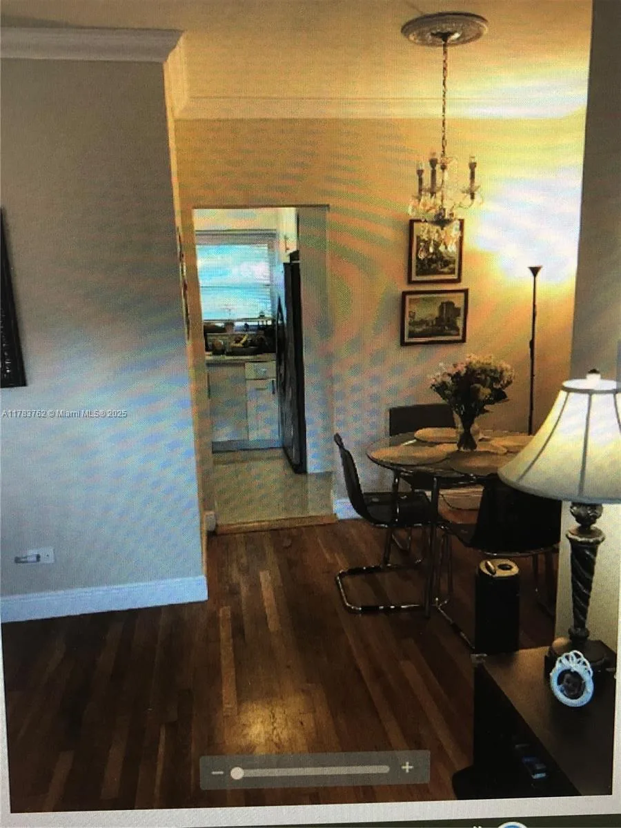 30 Almeria Ave # 6, Coral Gables, FL 33134 photo 3
