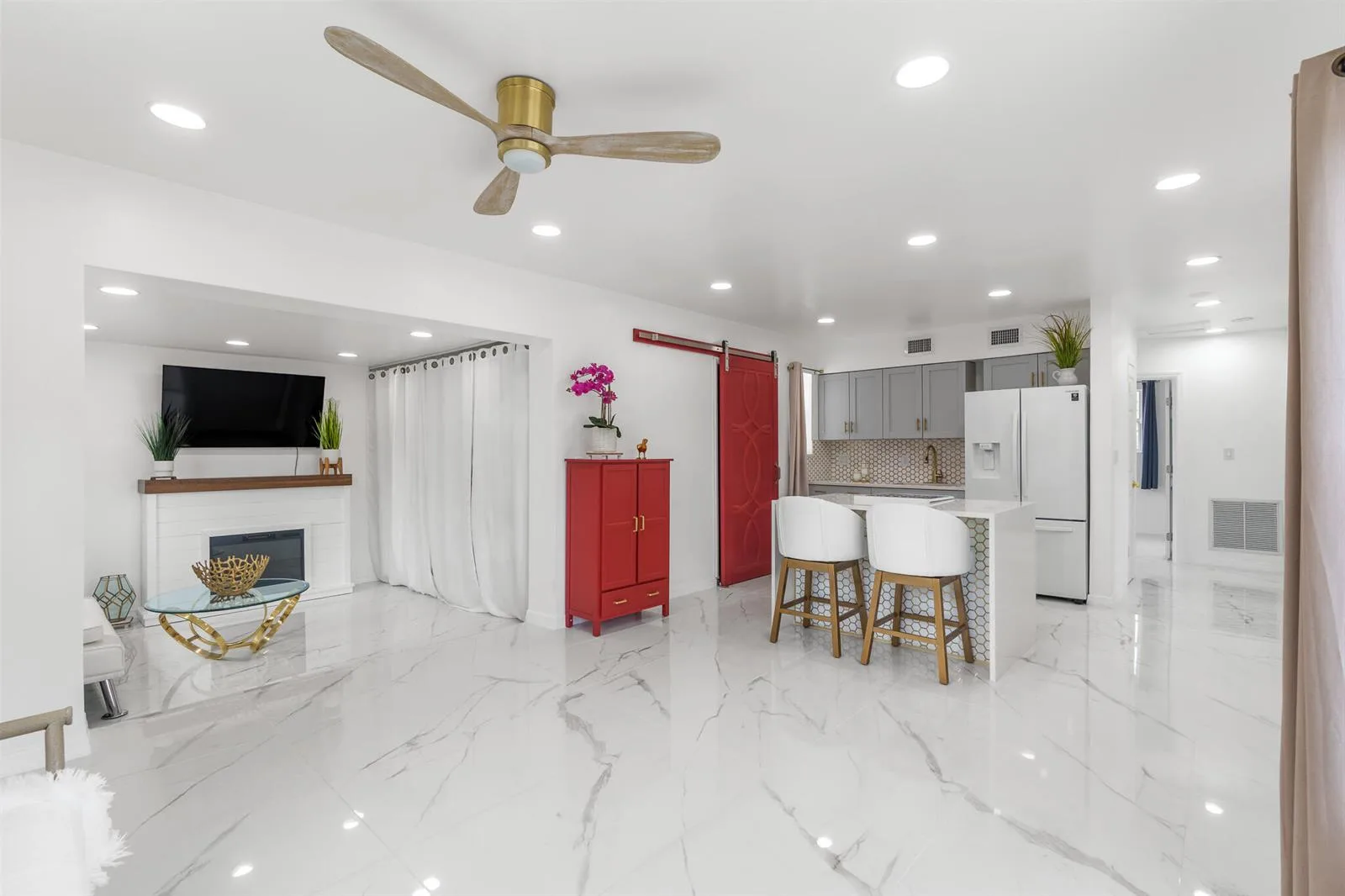 201 NE 28th Court, Boynton Beach, FL 33435