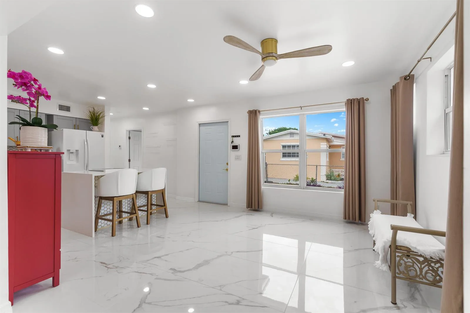 201 NE 28th Court, Boynton Beach, FL 33435 photo 2