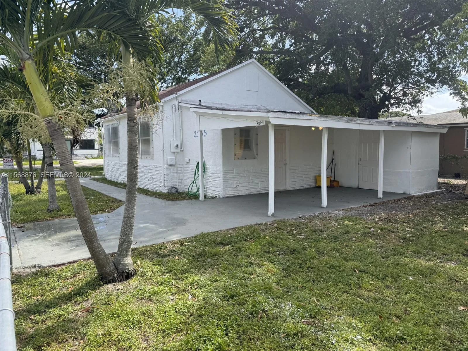 2255 NW 63rd St, Miami, FL 33147 photo 3