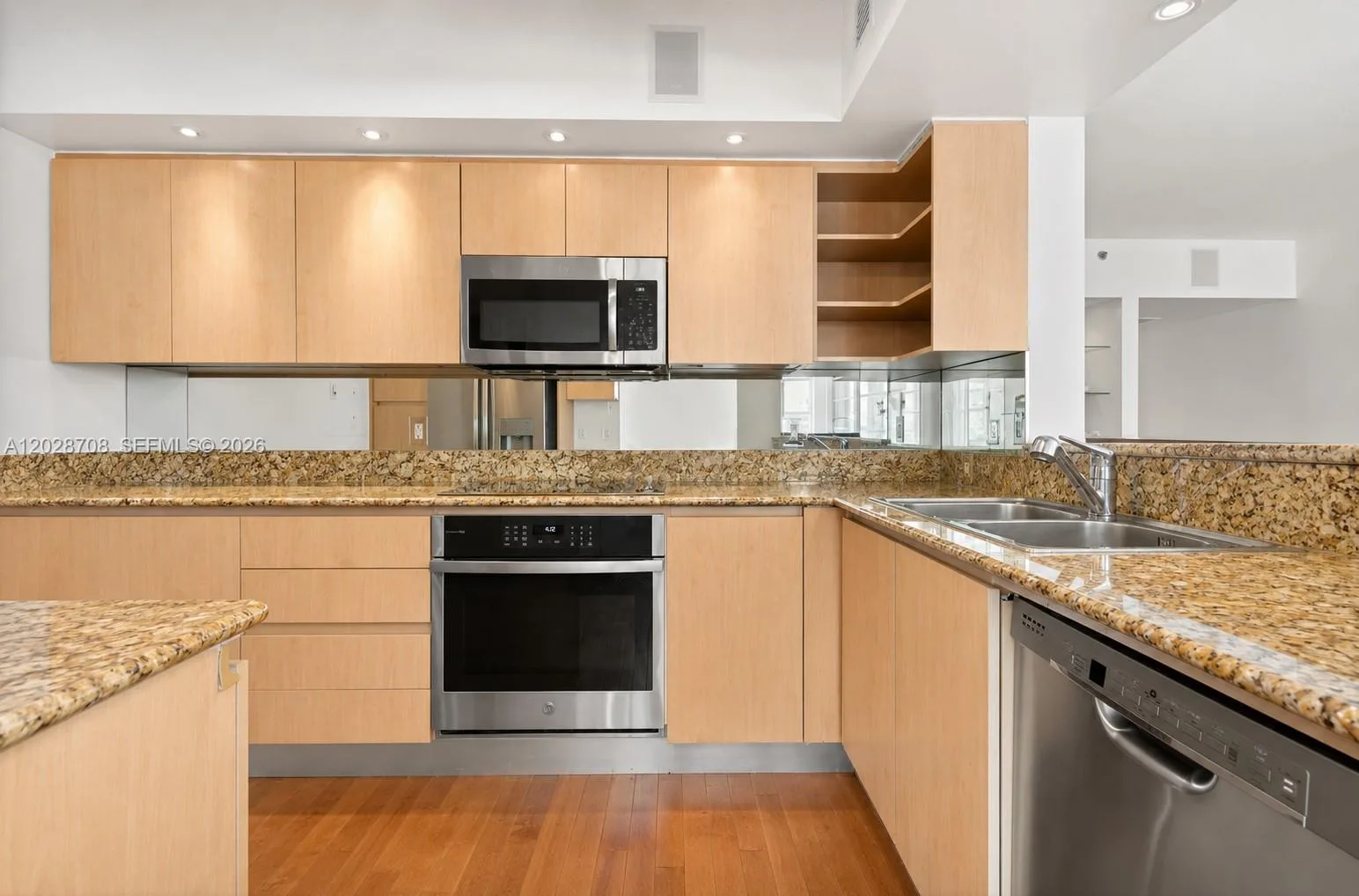 145 Jefferson Ave # 415, Miami Beach, FL 33139 photo 12