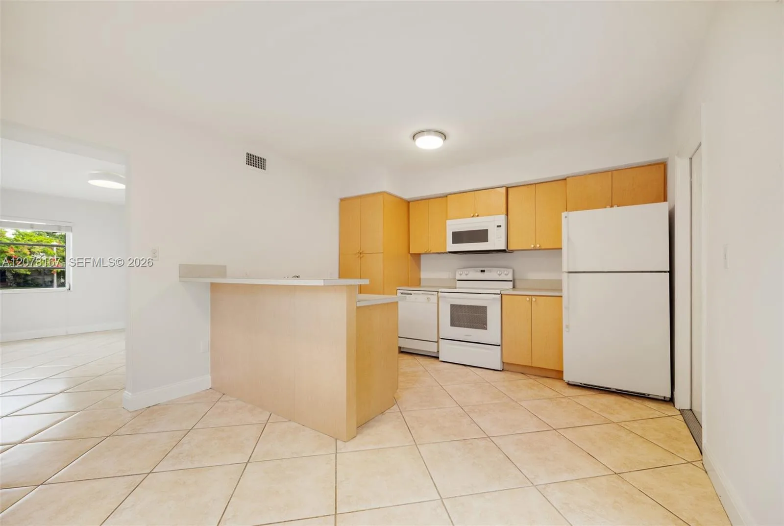 2332 SW 26th Ln, Miami, FL 33133 photo 6